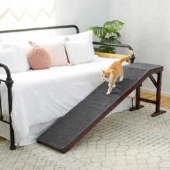 Frisco Deluxe Wooden Carpeted Cat & Dog Ramp -PetPalace Picks 156784 PT4. AC SS1800 V1579102085