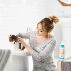 Frisco Shed Control Dog & Cat Conditioner, Sweet Nectar Scent 7 Frisco Shed Control Dog & Cat Conditioner, Sweet Nectar Scent -PetPalace Picks 192072 PT4. AC SS1800 V1589487678