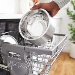 Frisco Insulated Non-Skid Stainless Steel Dog & Cat Bowl -PetPalace Picks 261757 PT6. AC SS1800 V1623937349