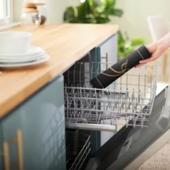 Frisco Silicone Fish Print Dog & Cat Food Mat, Black 11 Frisco Silicone Fish Print Dog & Cat Food Mat, Black -PetPalace Picks 311953 PT5. AC SS1800 V1642543891