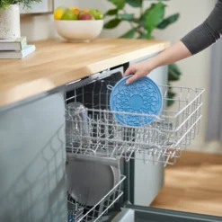 Frisco Non-skid Flower Silicone Dog & Cat Lick Mat, Blue -PetPalace Picks 363393 PT7. AC SS1800 V1660750521